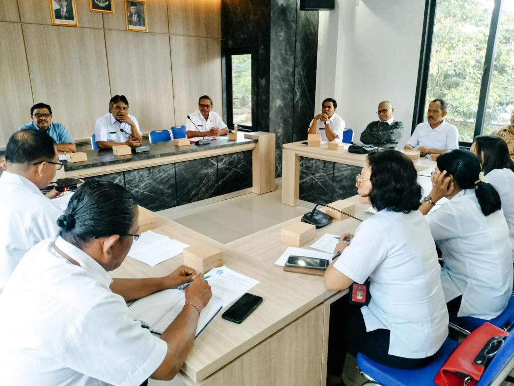 Pembinaan dan Pemberdayaan serta Evaluasi BUM Desa di Desa Mengwitani dan Mengwi